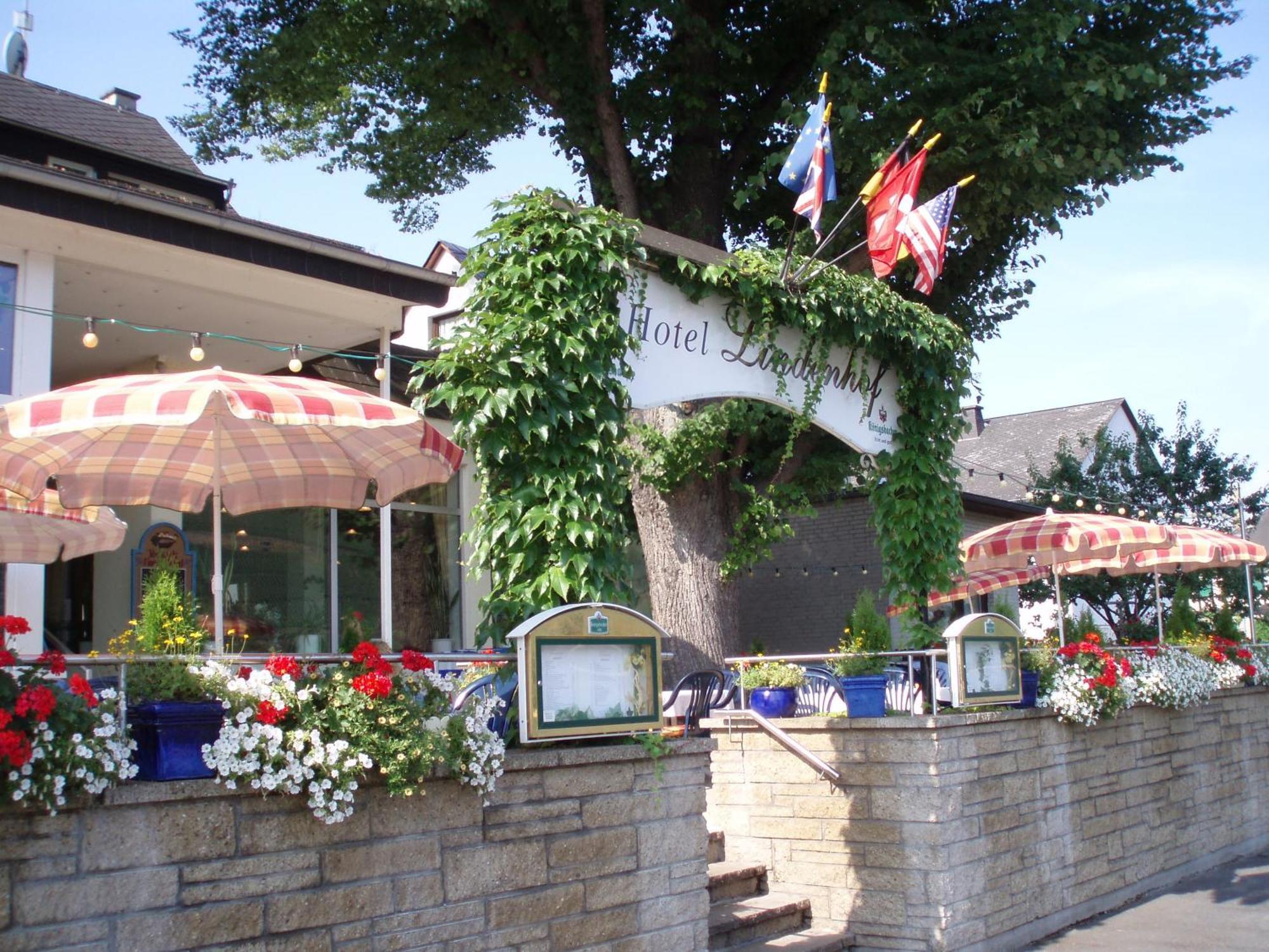 Lindenhof Hotel Osterspai Exterior photo